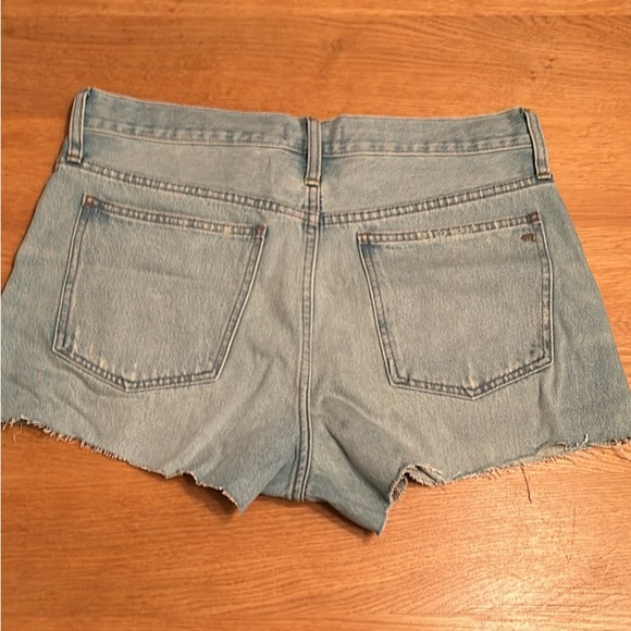 NWT Madewell relaxed denim shorts - Picture 3 of 4